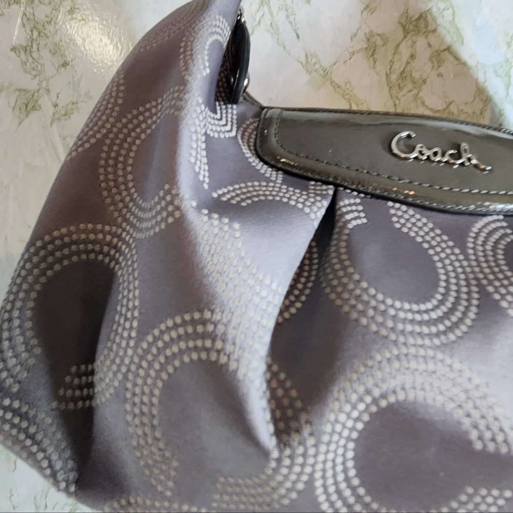 Vintage Coach Patent Trim Handbag - Picture 2 of 16